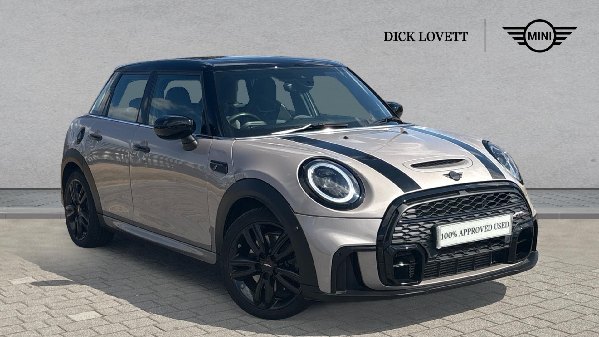 Main listing image - MINI Hatchback
