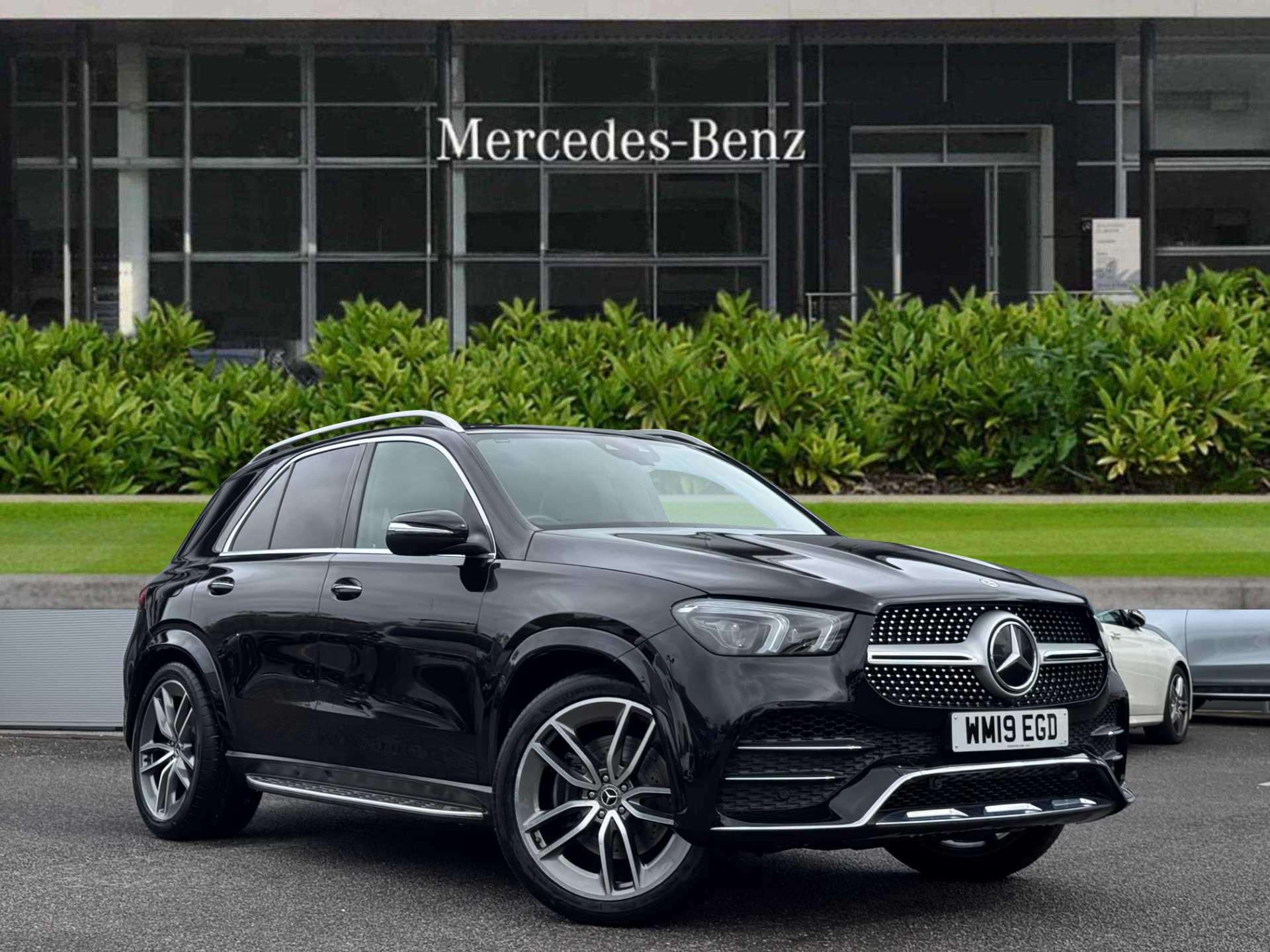 Main listing image - Mercedes-Benz GLE