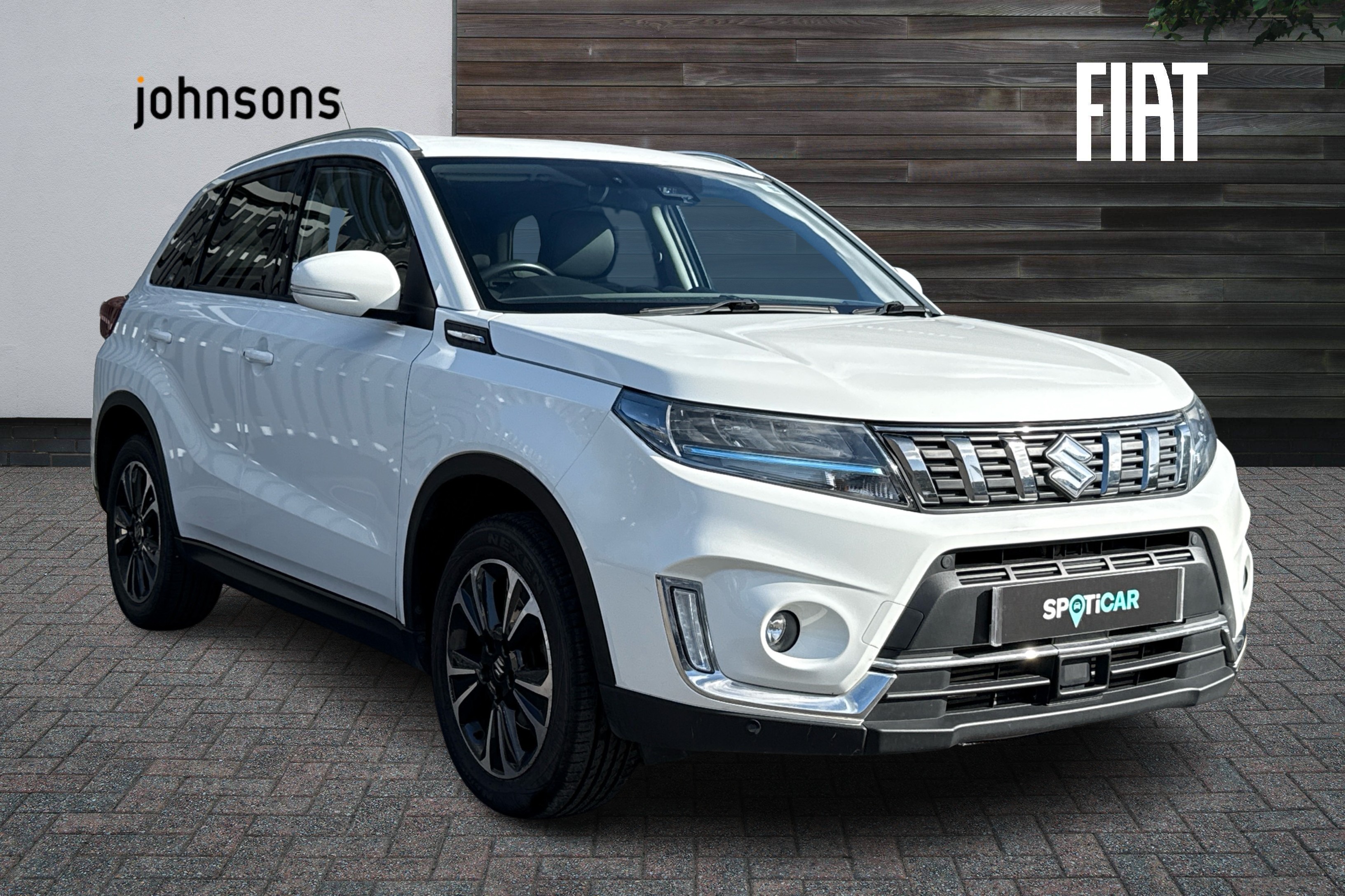 Main listing image - Suzuki Vitara