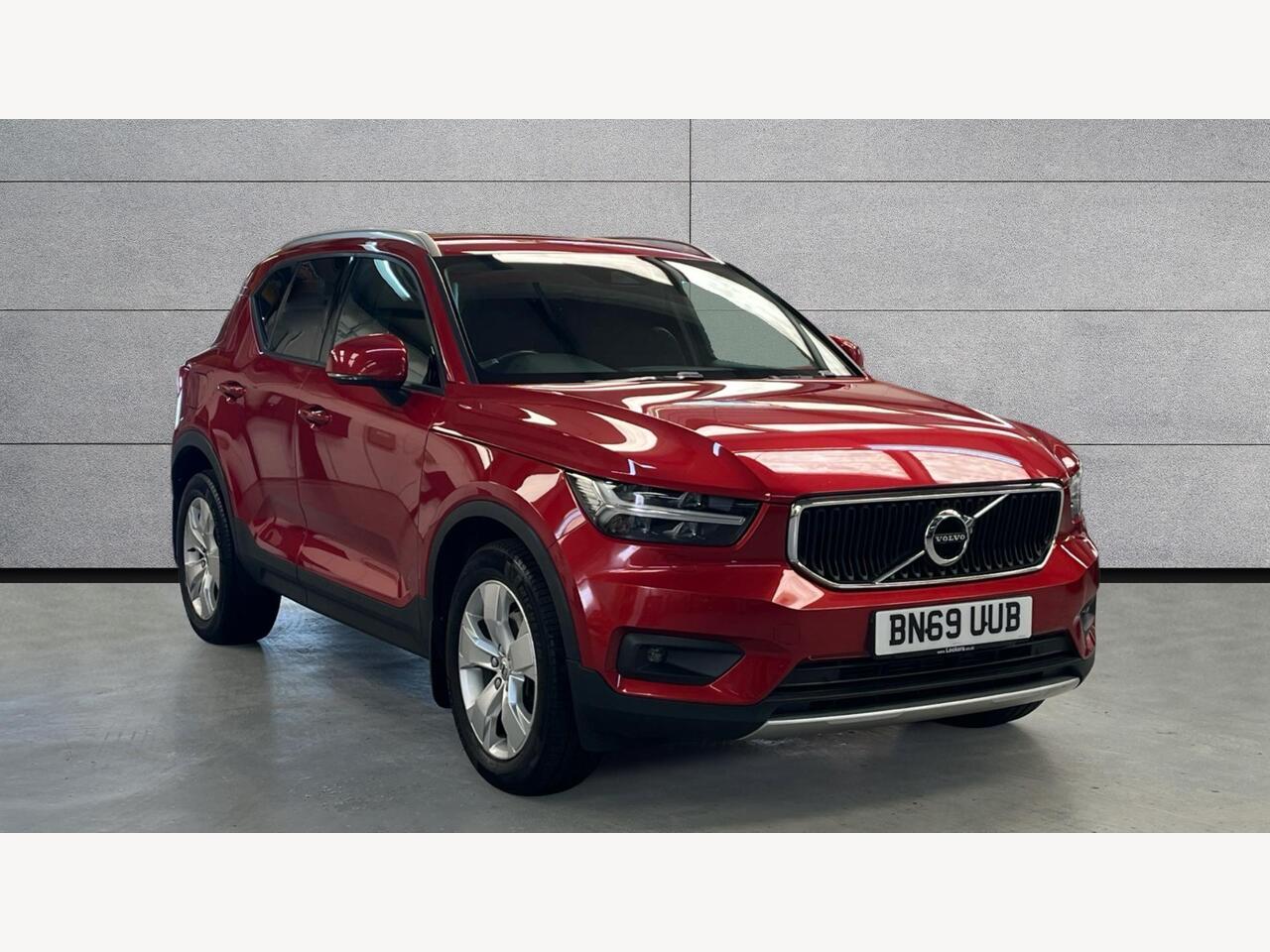 Main listing image - Volvo XC40