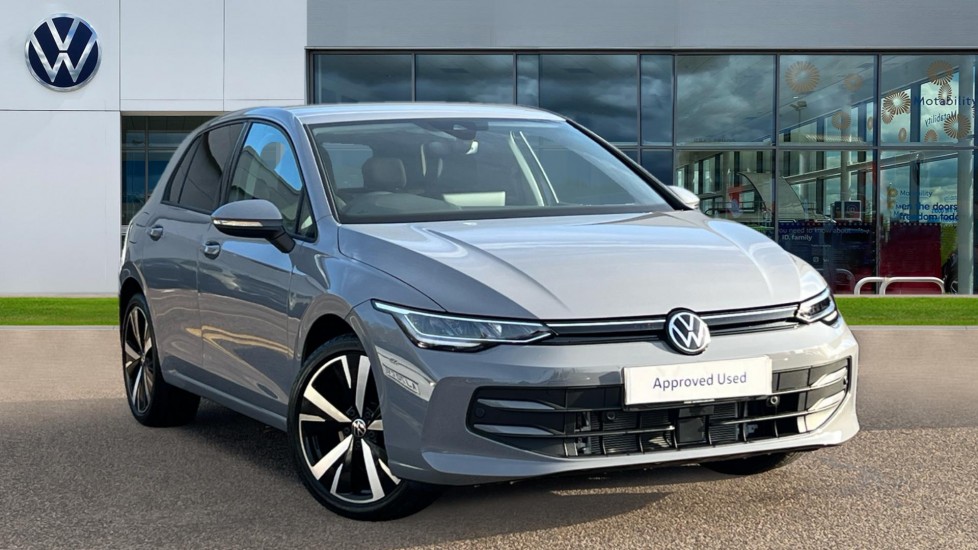 Main listing image - Volkswagen Golf