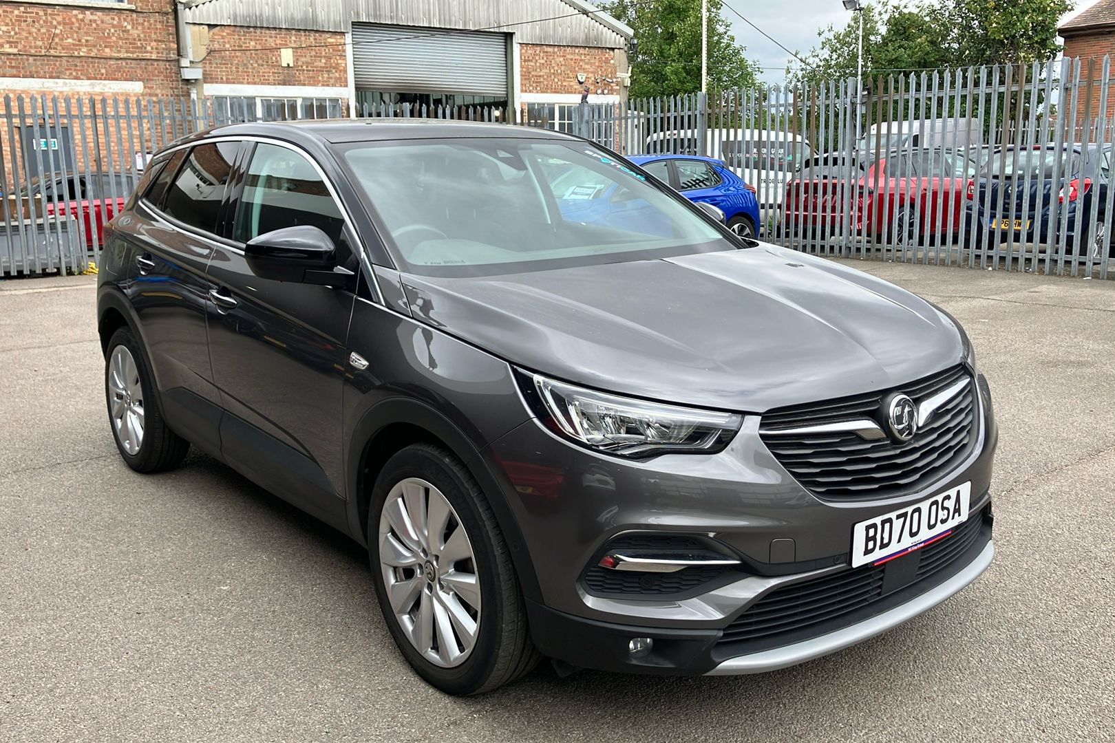 Main listing image - Vauxhall Grandland X