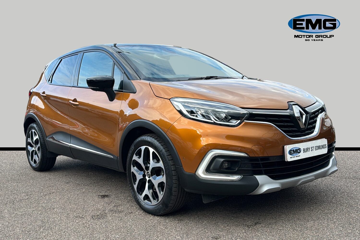 Main listing image - Renault Captur