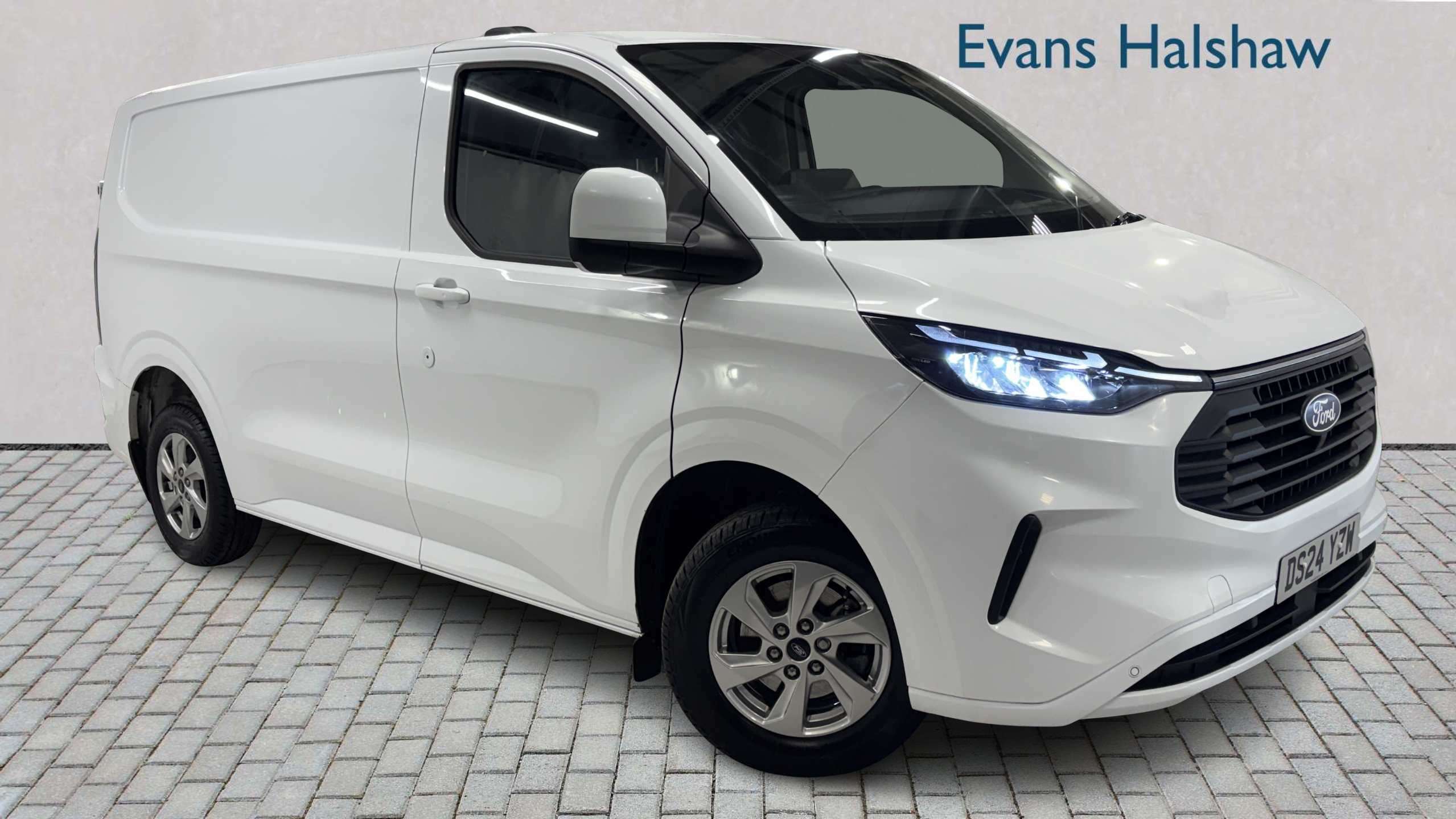 Main listing image - Ford Transit Custom