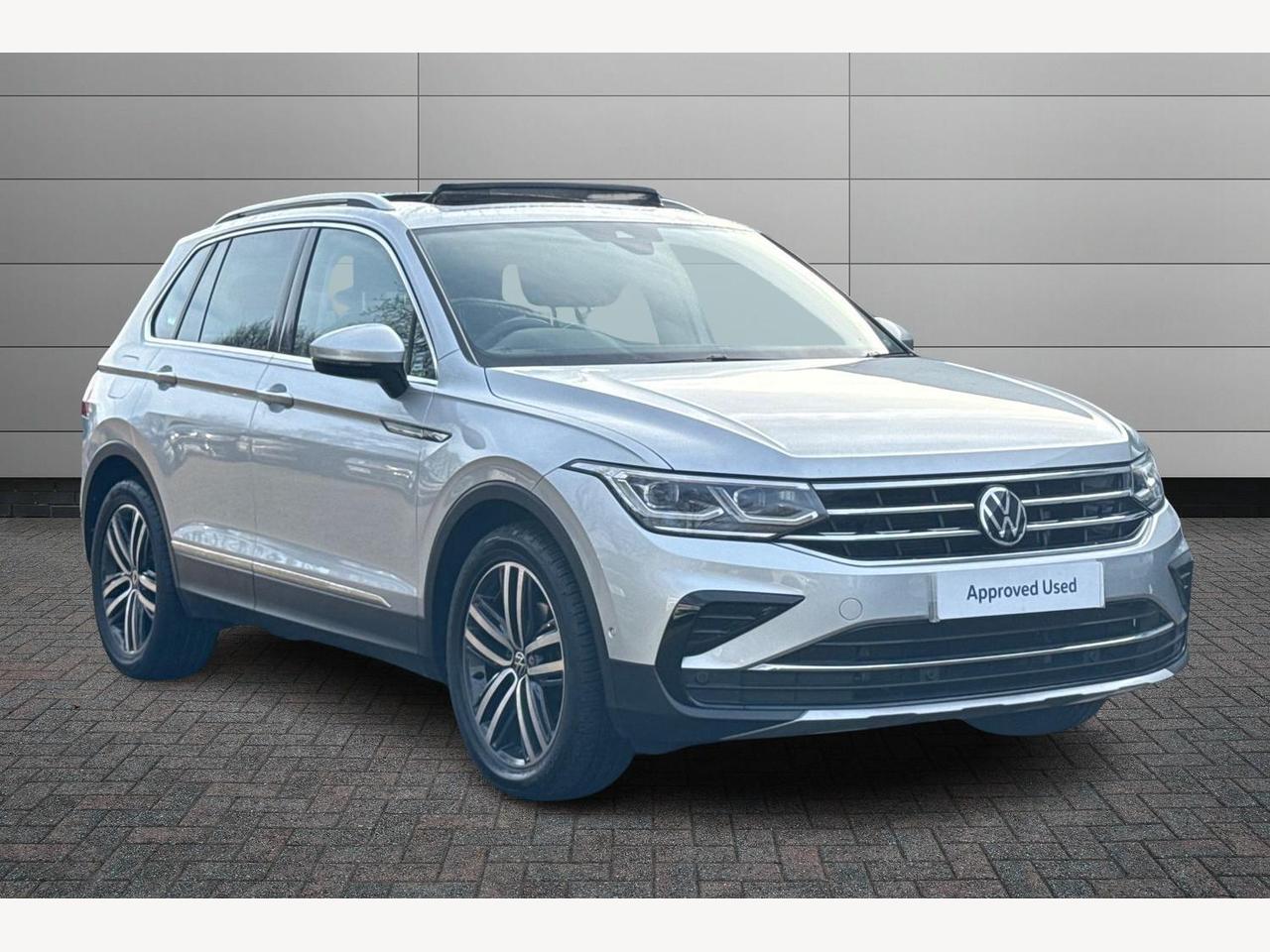 Main listing image - Volkswagen Tiguan