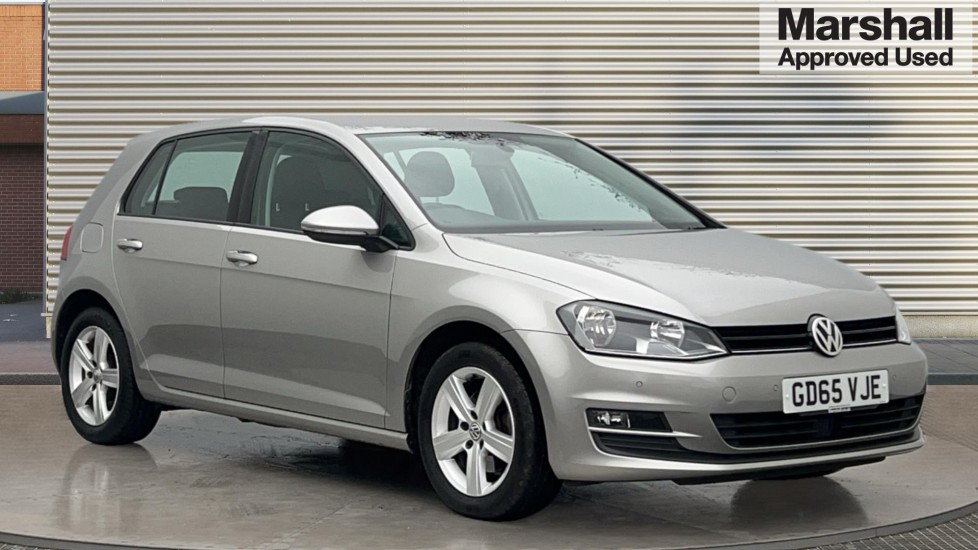 Main listing image - Volkswagen Golf