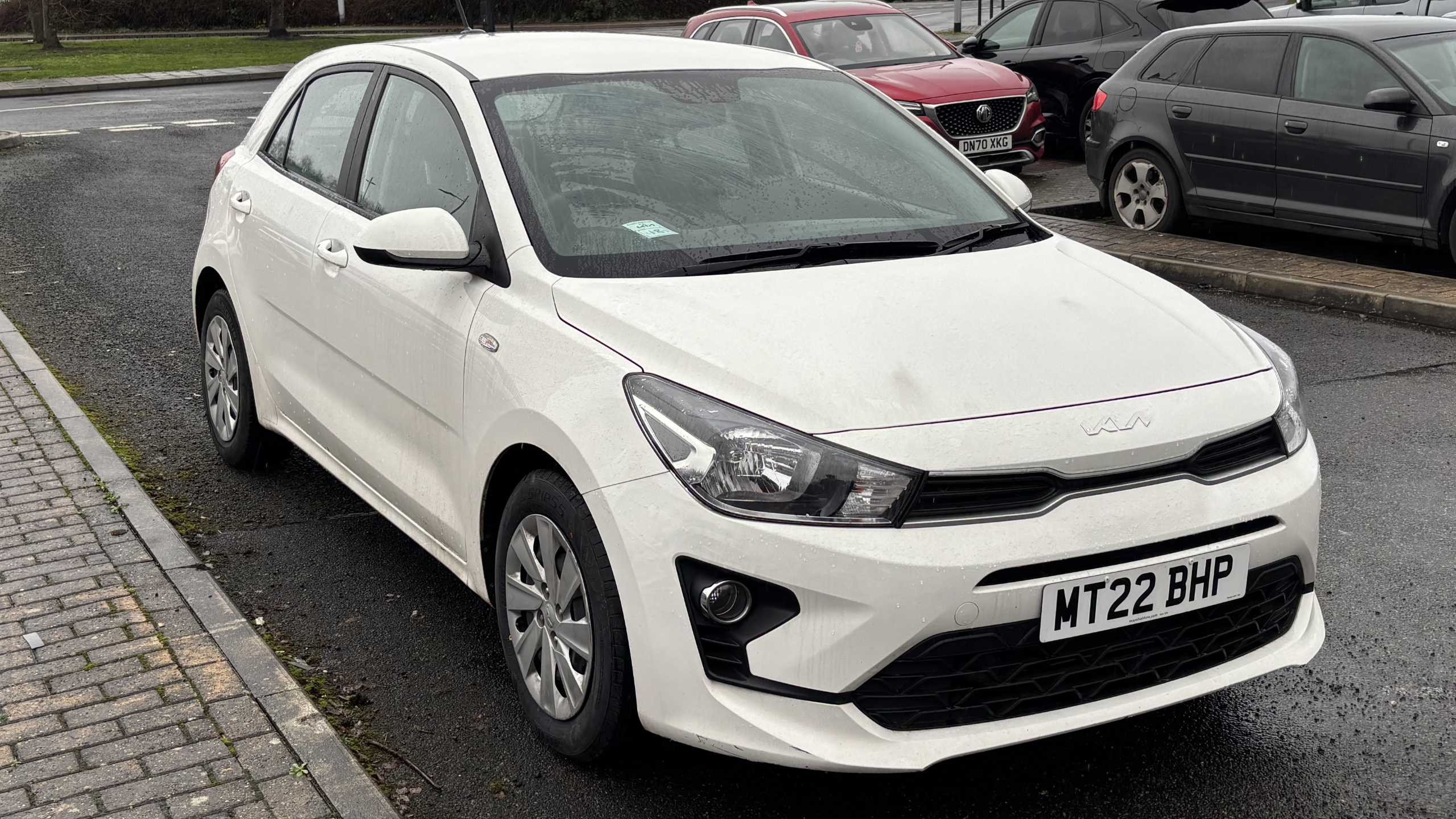 Main listing image - Kia Rio