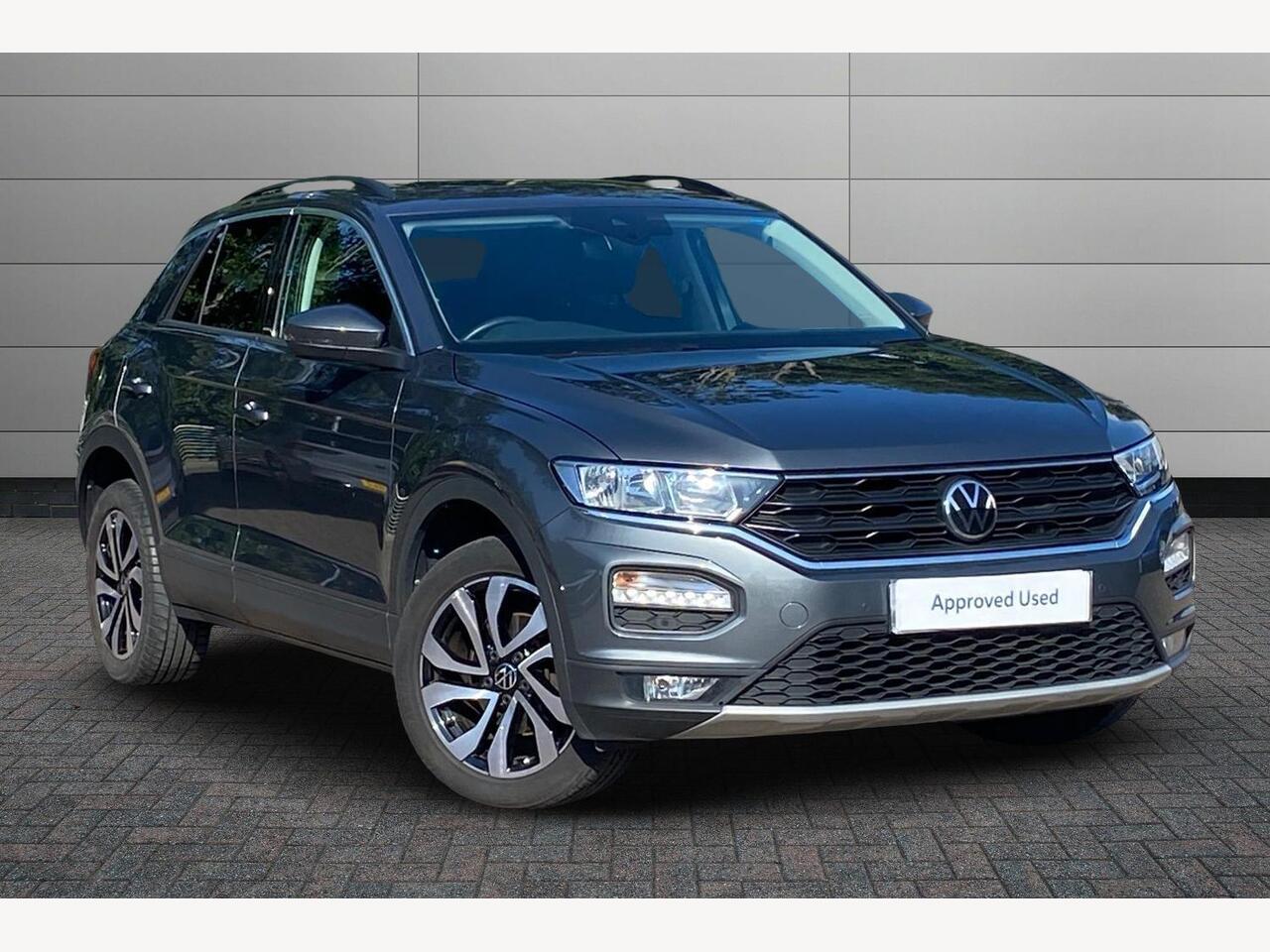 Main listing image - Volkswagen T-Roc