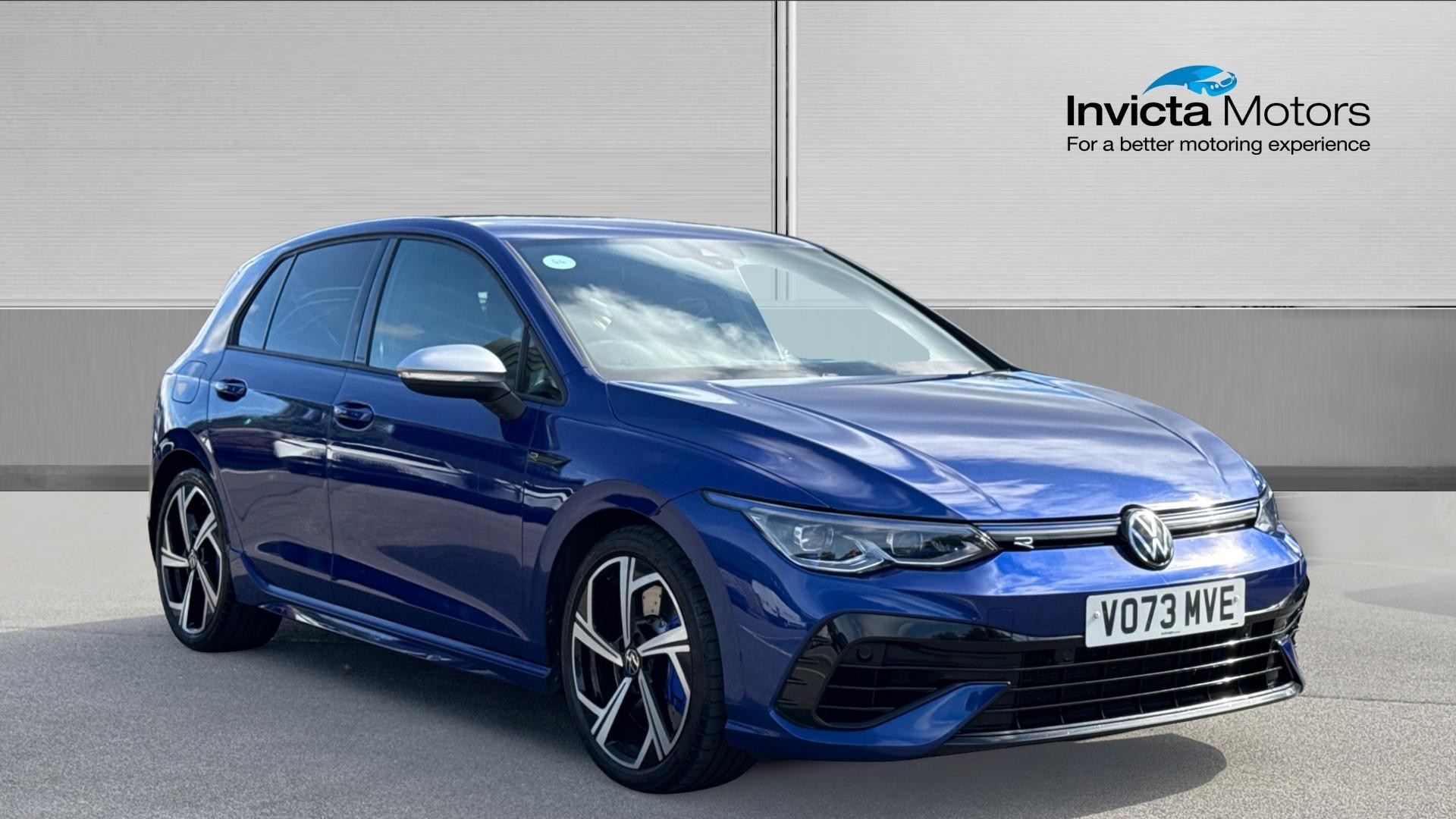Main listing image - Volkswagen Golf