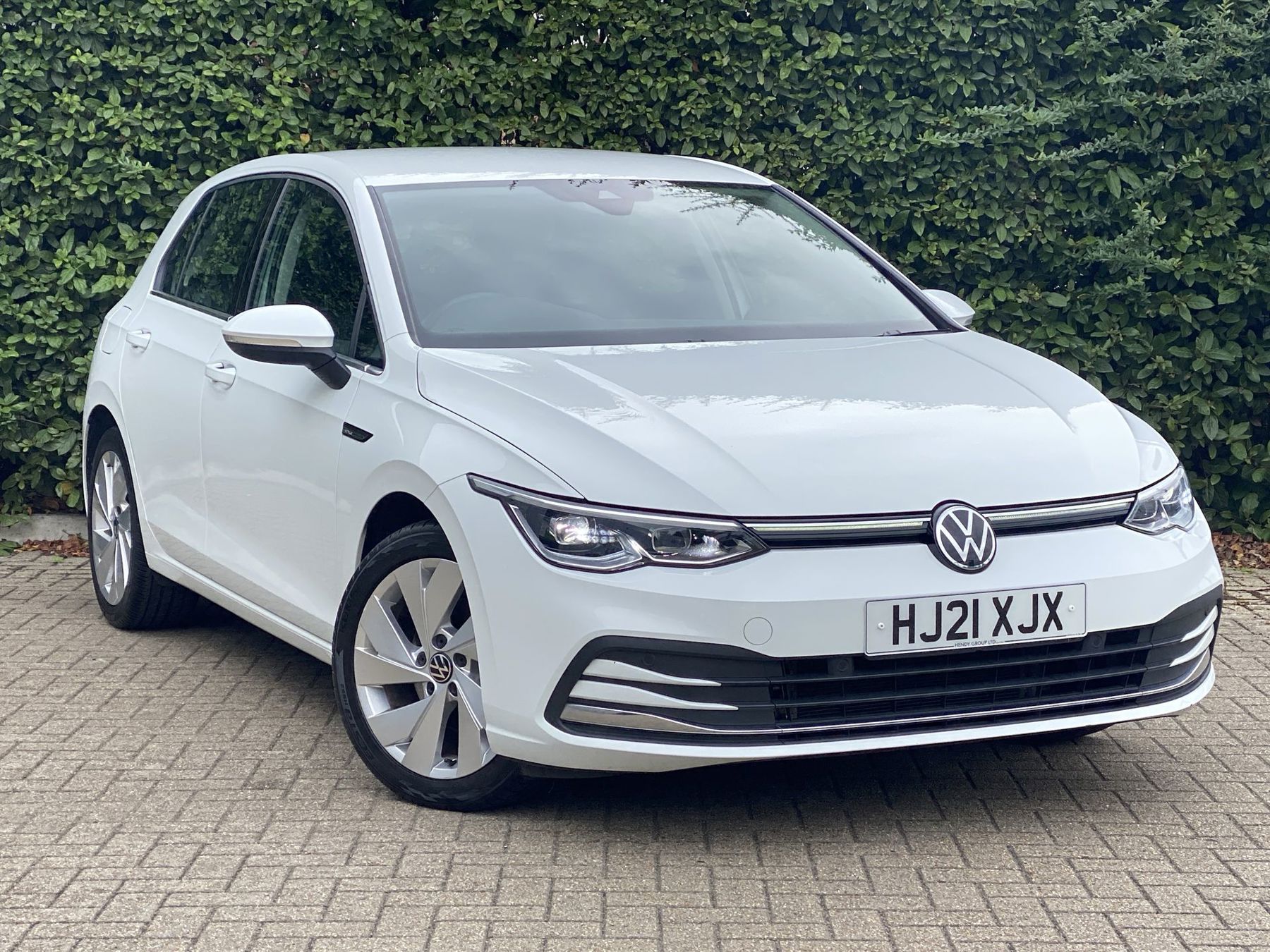 Main listing image - Volkswagen Golf