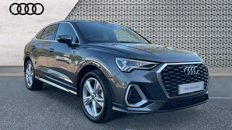 Main listing image - Audi Q3