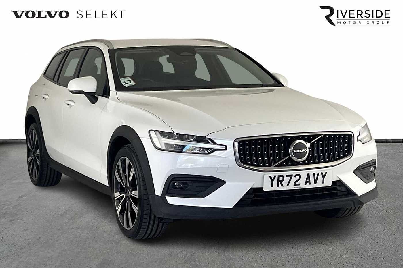 Main listing image - Volvo V60