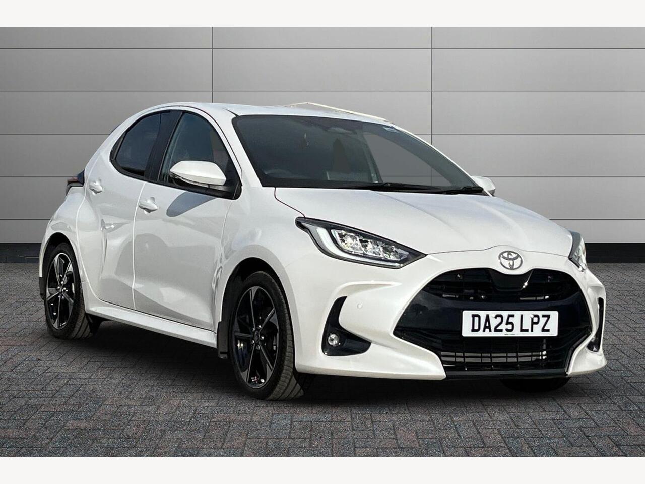 Main listing image - Toyota Yaris