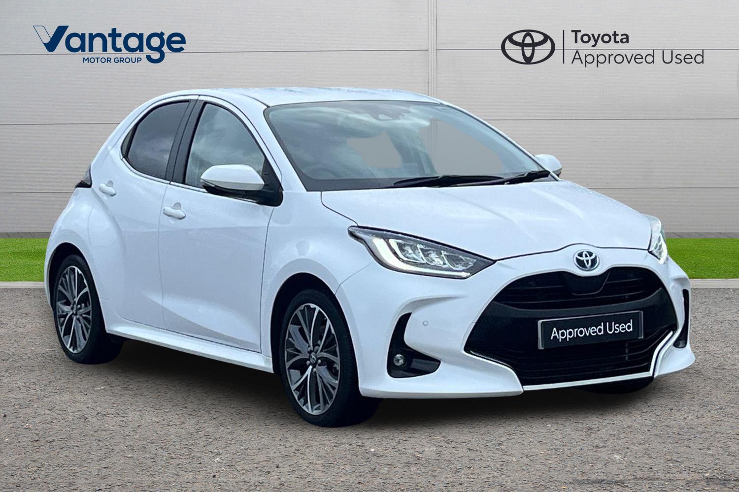 Main listing image - Toyota Yaris