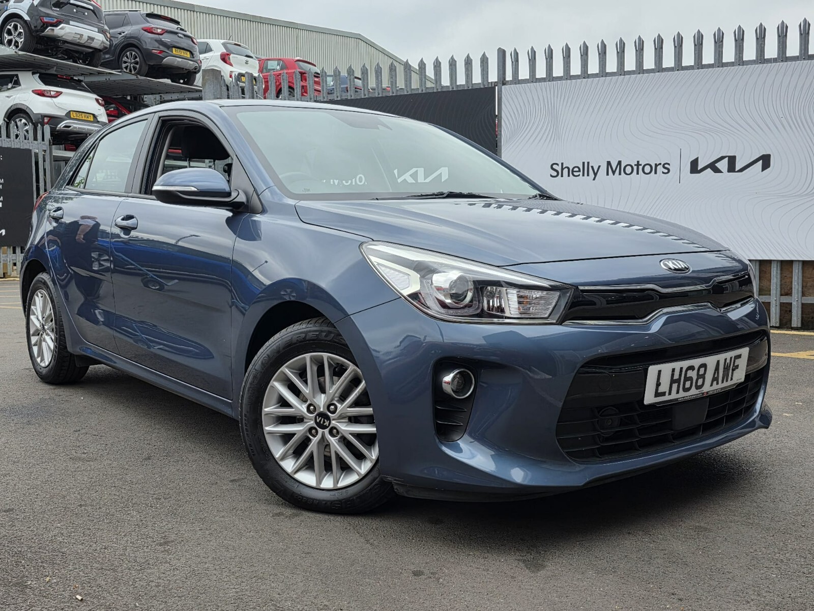 Main listing image - Kia Rio