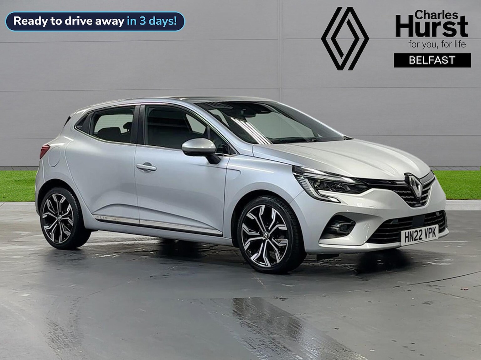 Main listing image - Renault Clio