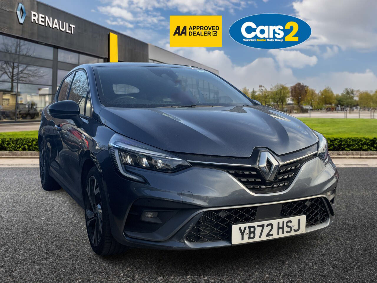 Main listing image - Renault Clio