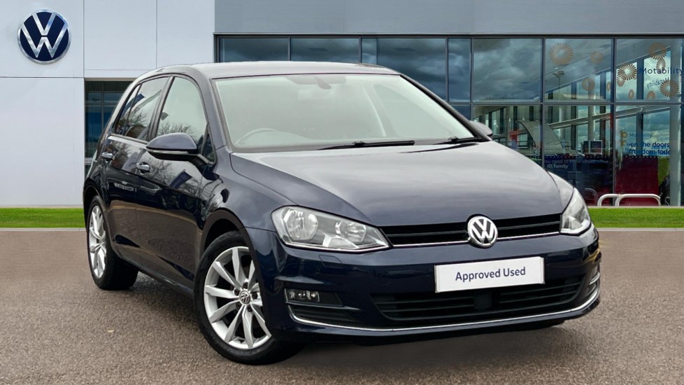 Main listing image - Volkswagen Golf