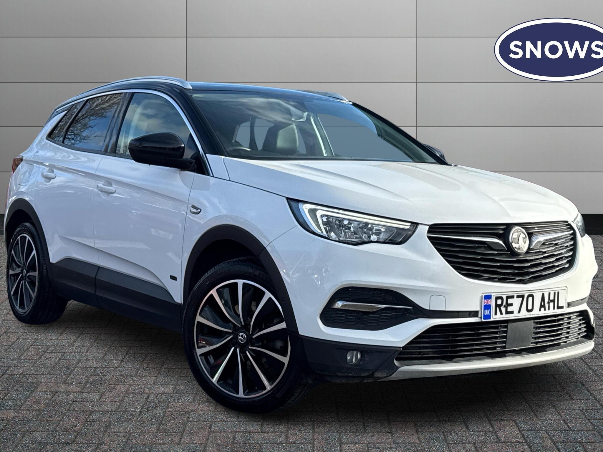 Main listing image - Vauxhall Grandland X