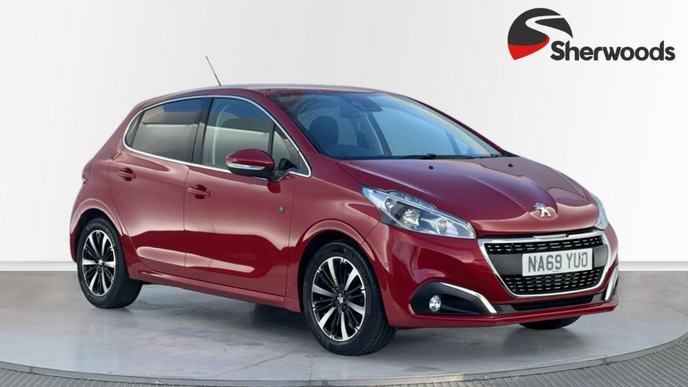 Main listing image - Peugeot 208