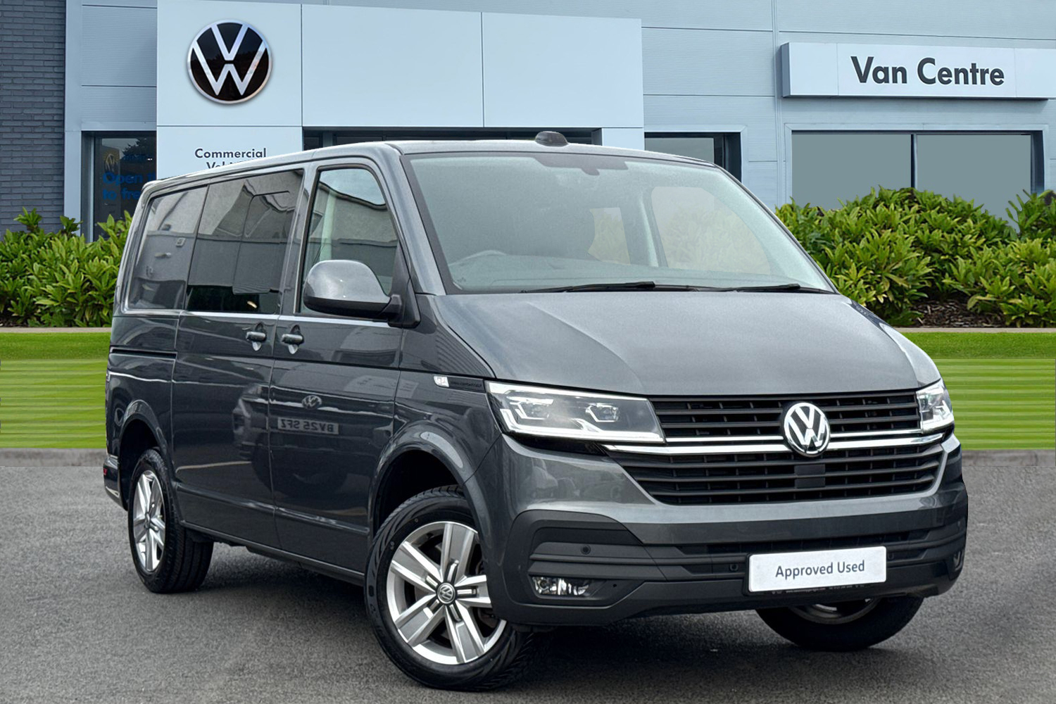 Main listing image - Volkswagen Transporter