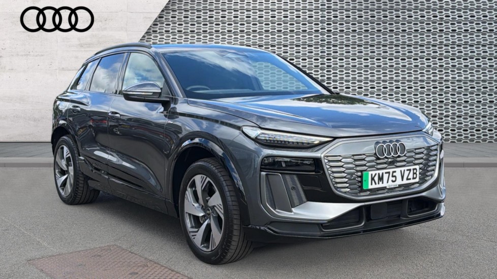Main listing image - Audi Q6