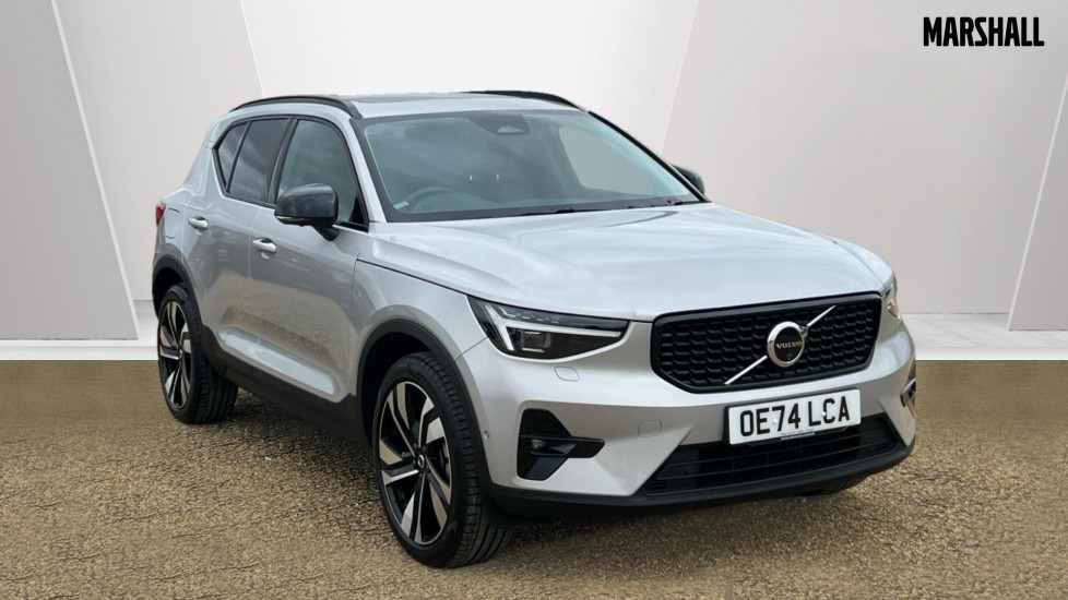 Main listing image - Volvo XC40