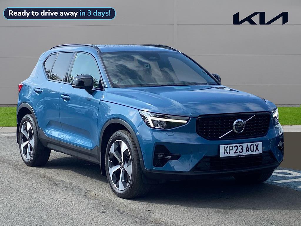 Main listing image - Volvo XC40