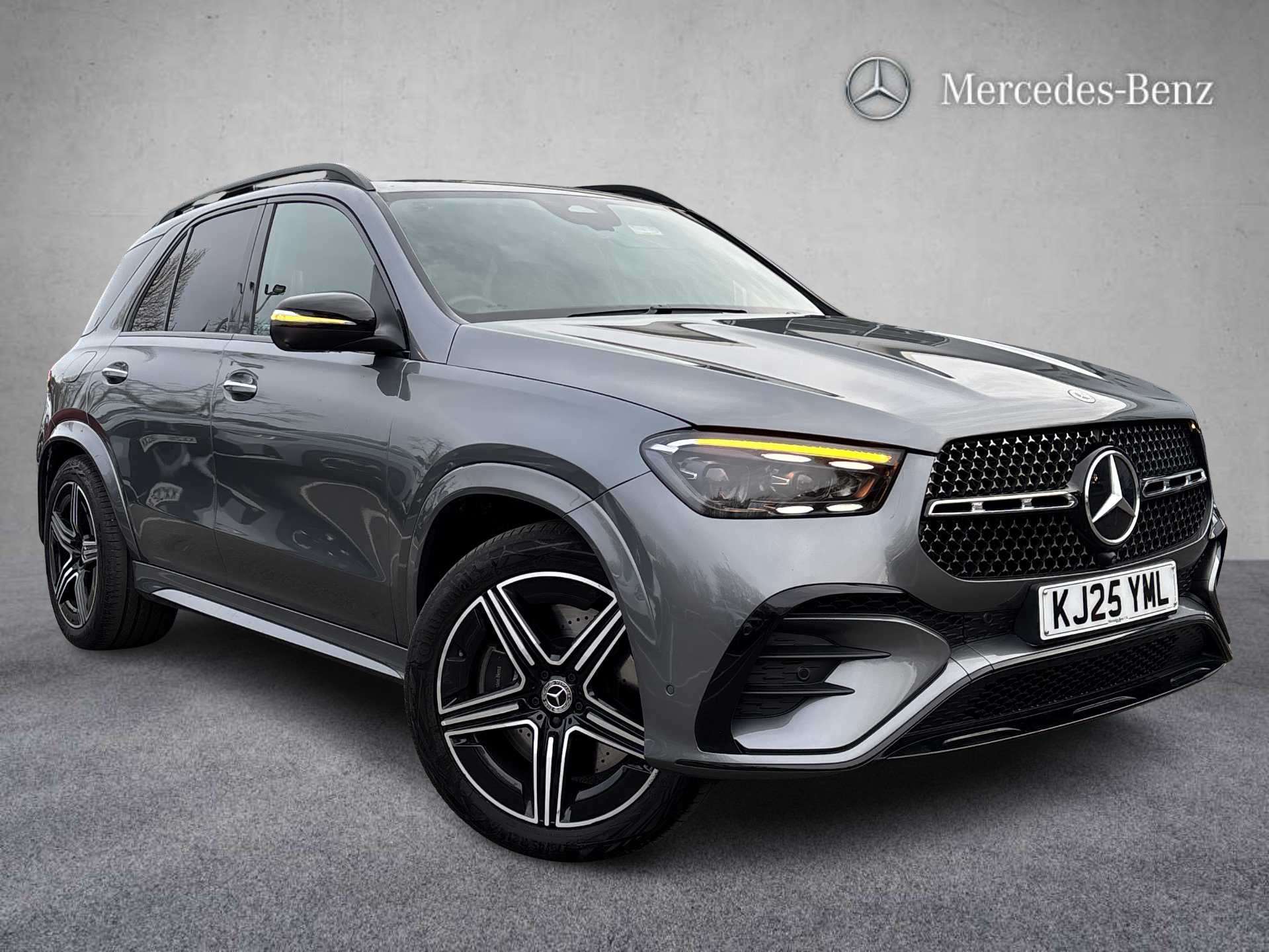 Main listing image - Mercedes-Benz GLE
