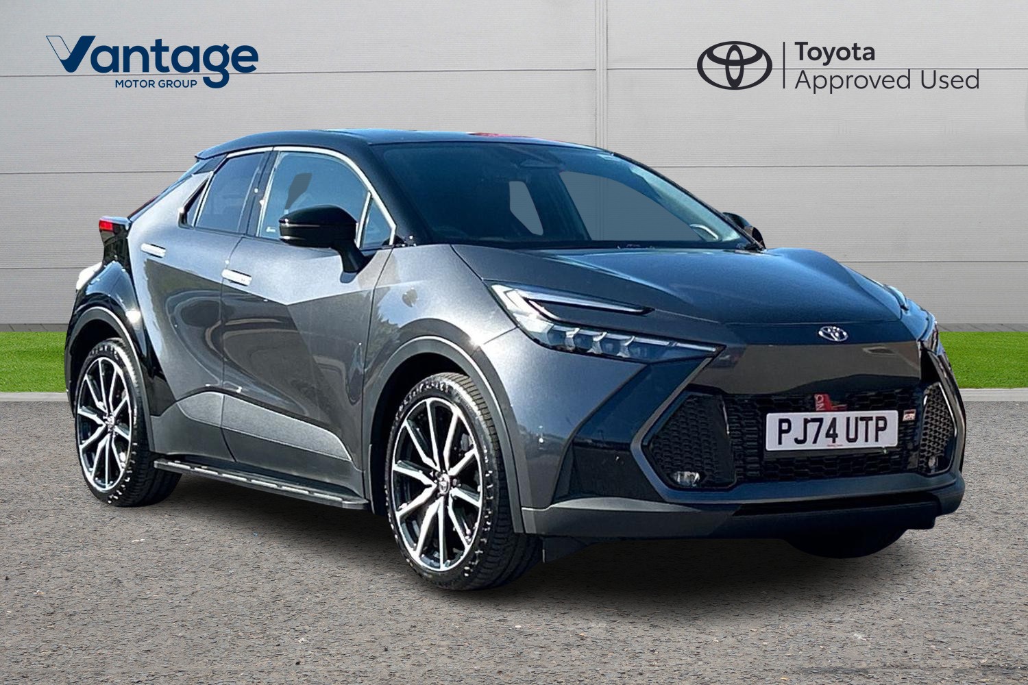 Main listing image - Toyota C-HR
