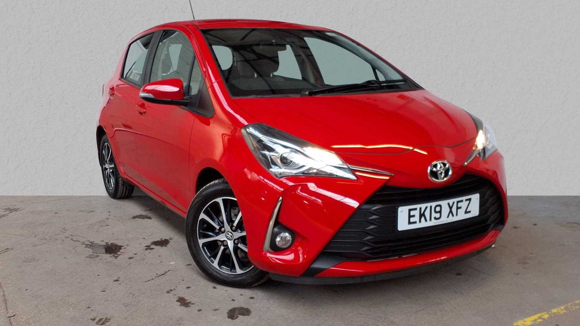 Main listing image - Toyota Yaris