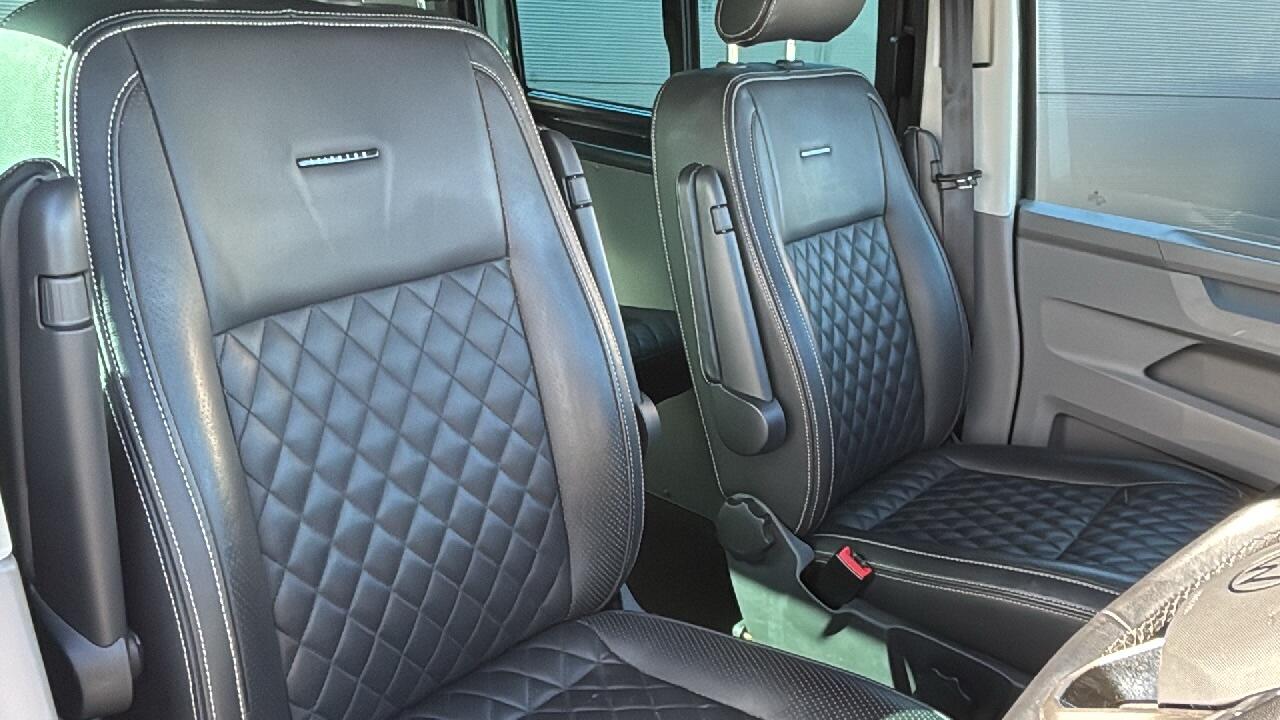 Main listing image - Volkswagen Transporter