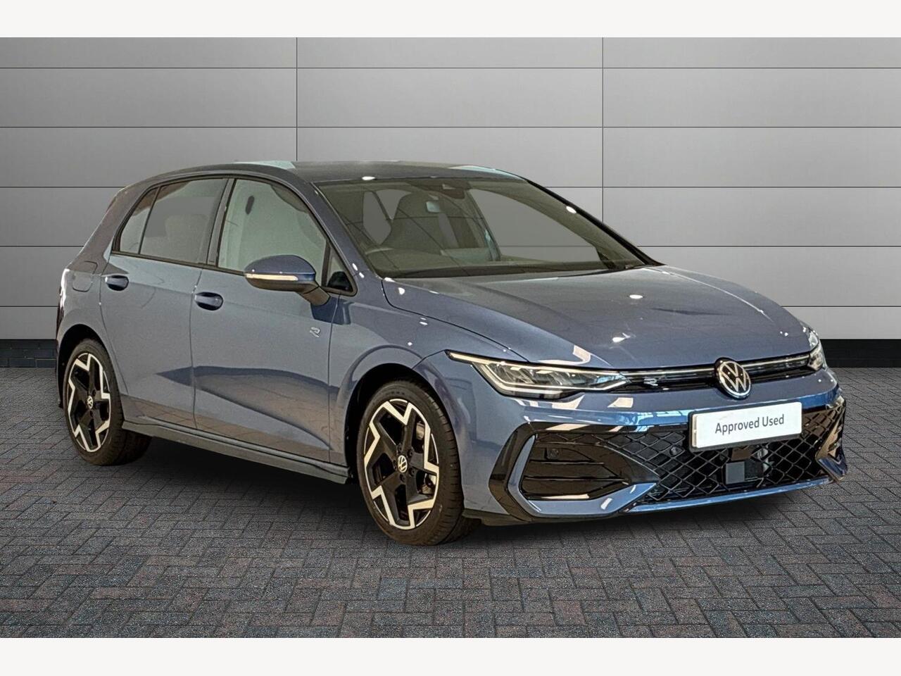Main listing image - Volkswagen Golf