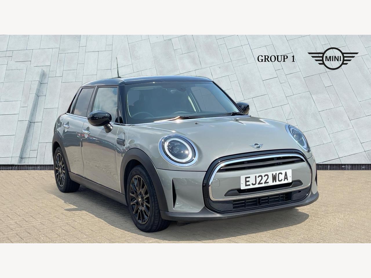Main listing image - MINI Hatchback 5dr