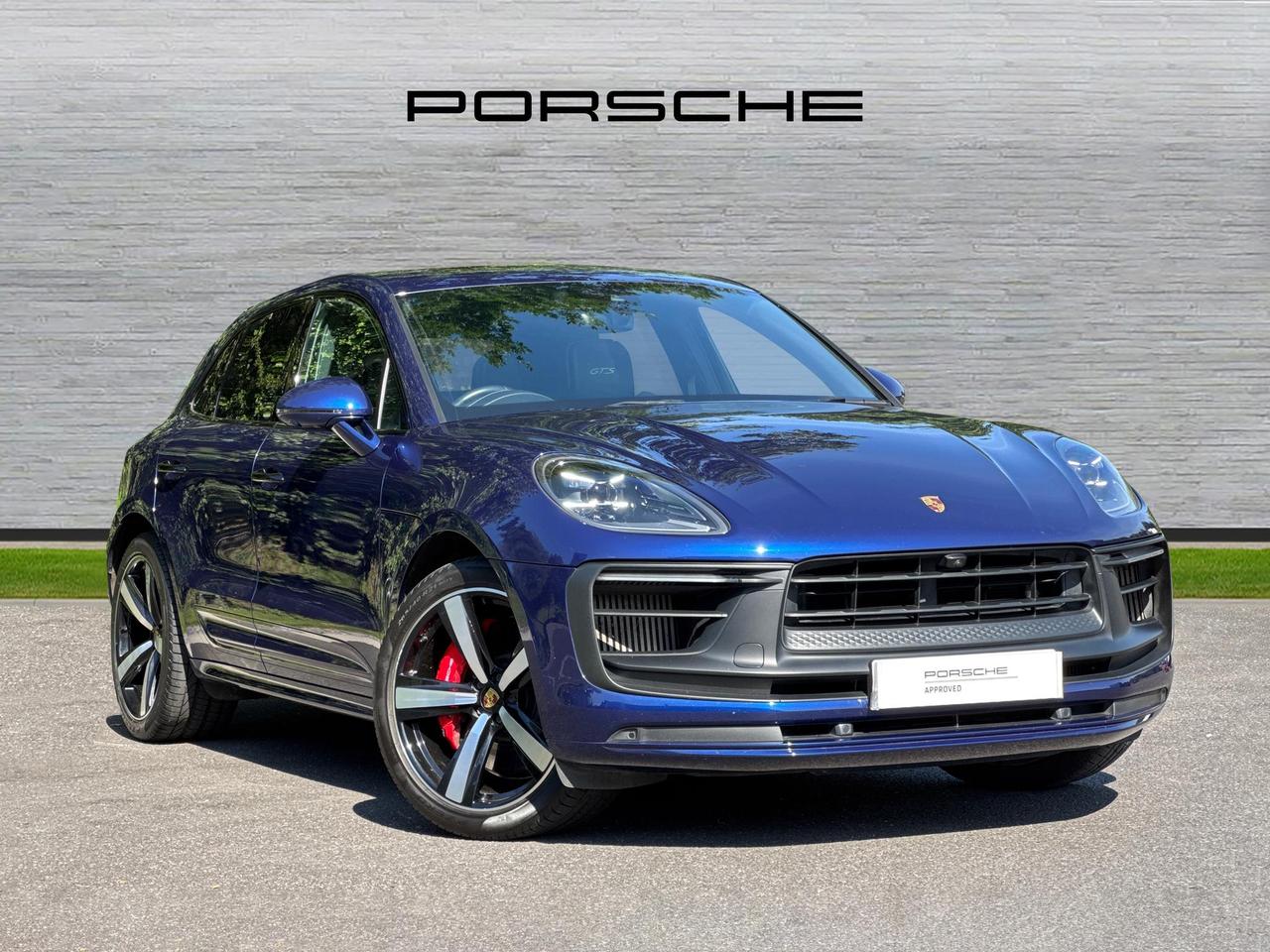 Main listing image - Porsche Macan