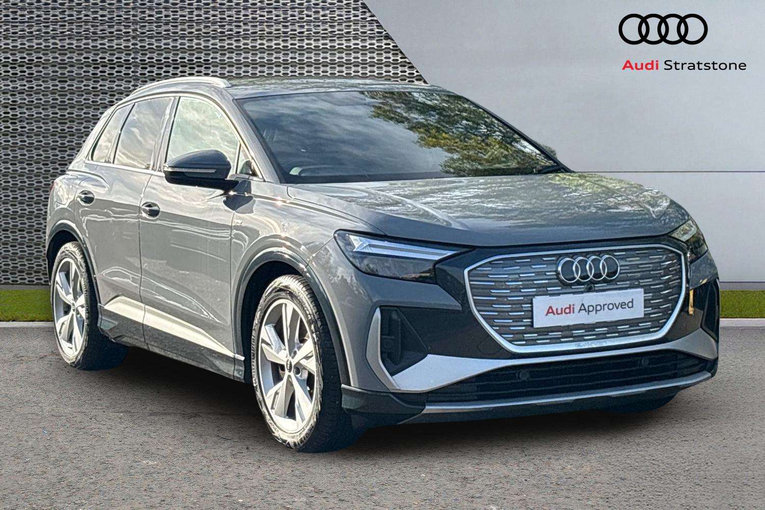 Main listing image - Audi Q4