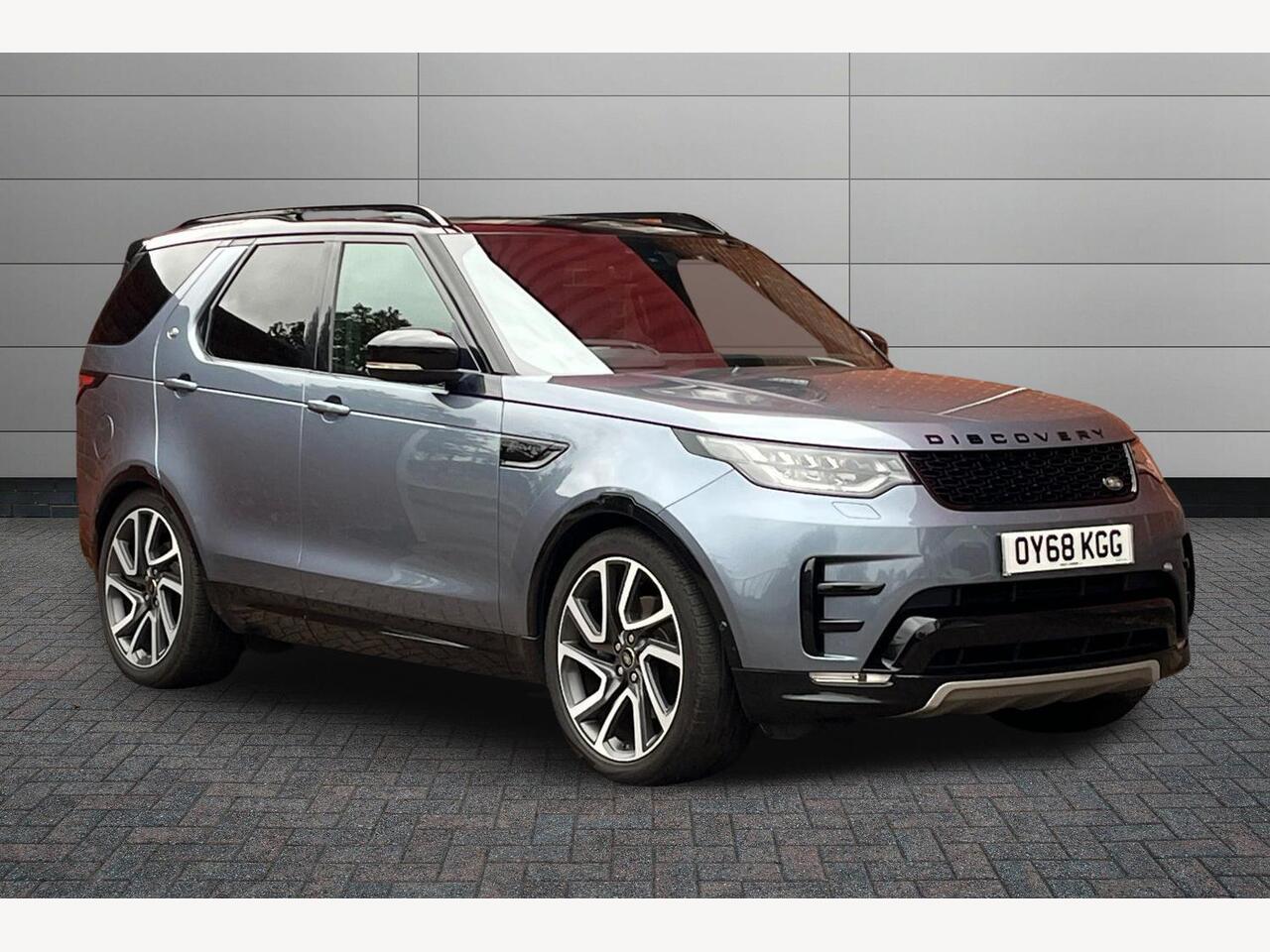 Main listing image - Land Rover Discovery