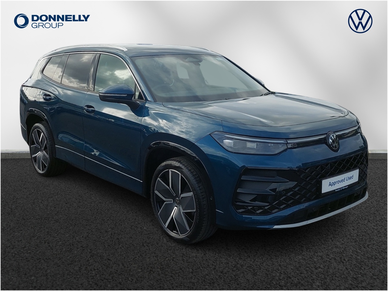 Main listing image - Volkswagen Tayron