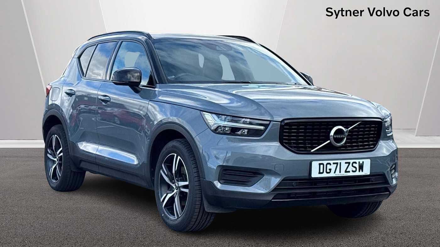 Main listing image - Volvo XC40