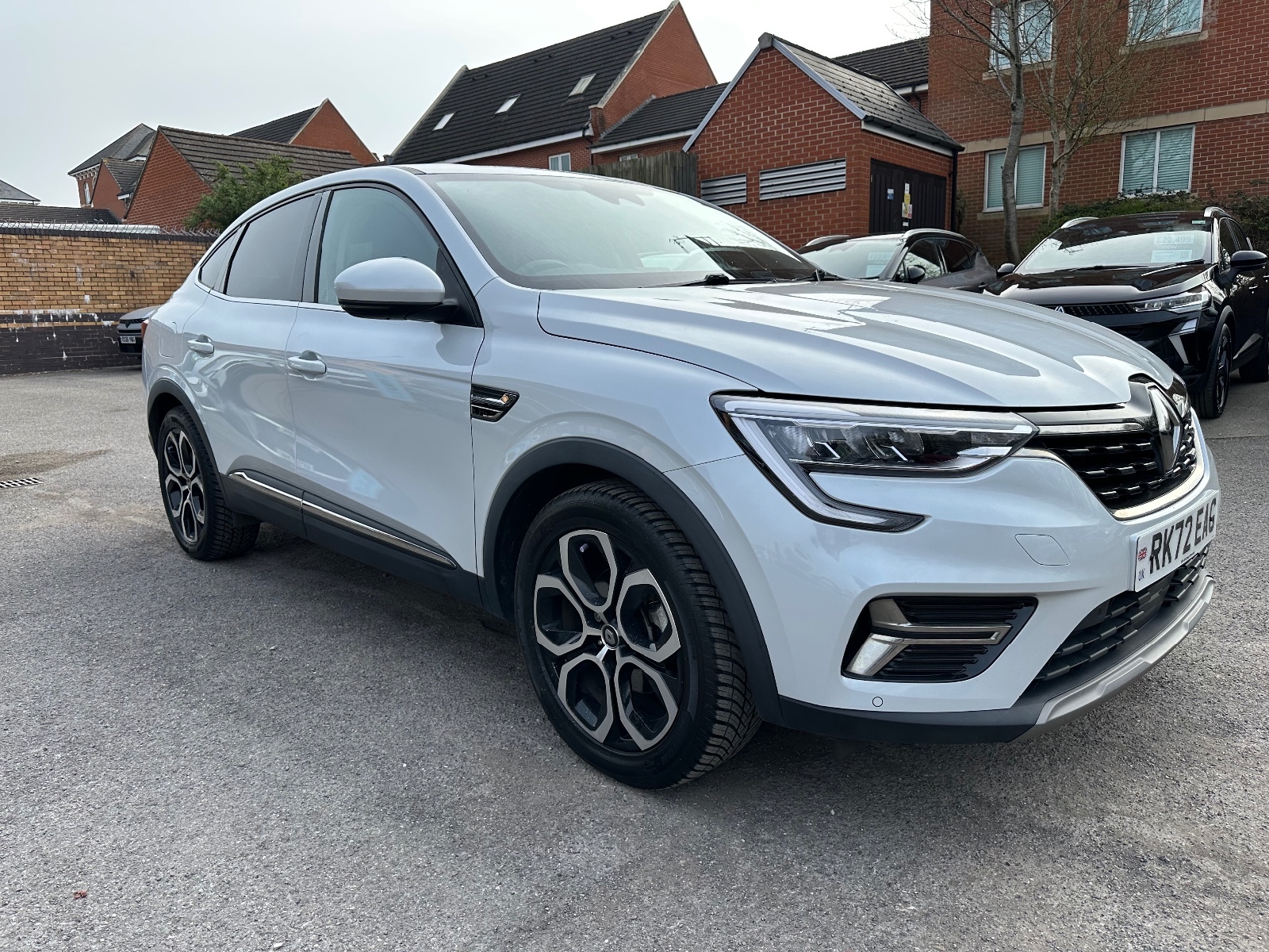 Main listing image - Renault Arkana