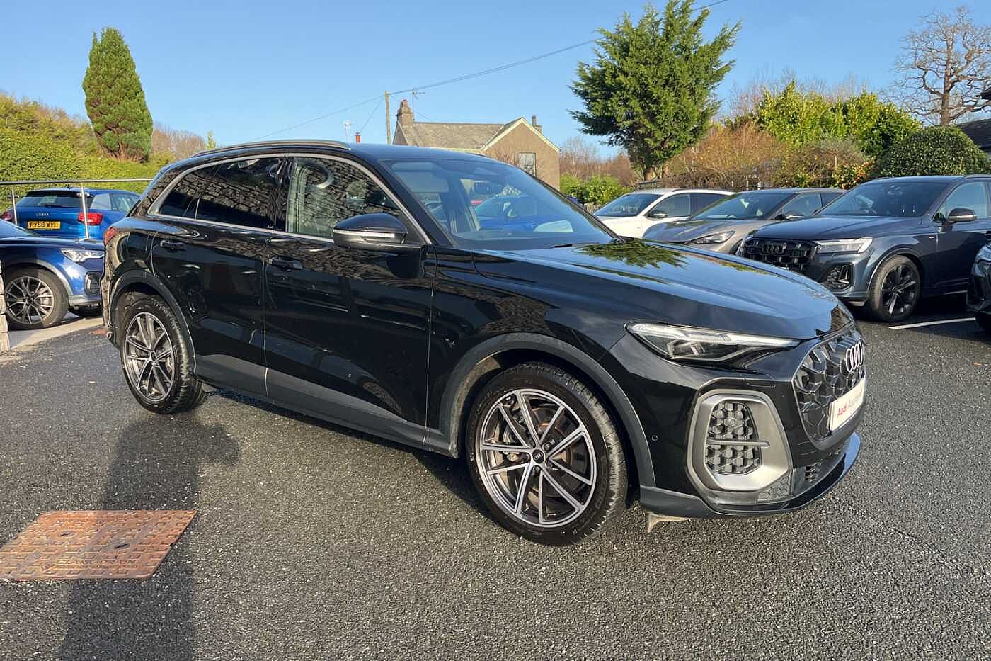 Main listing image - Audi Q5