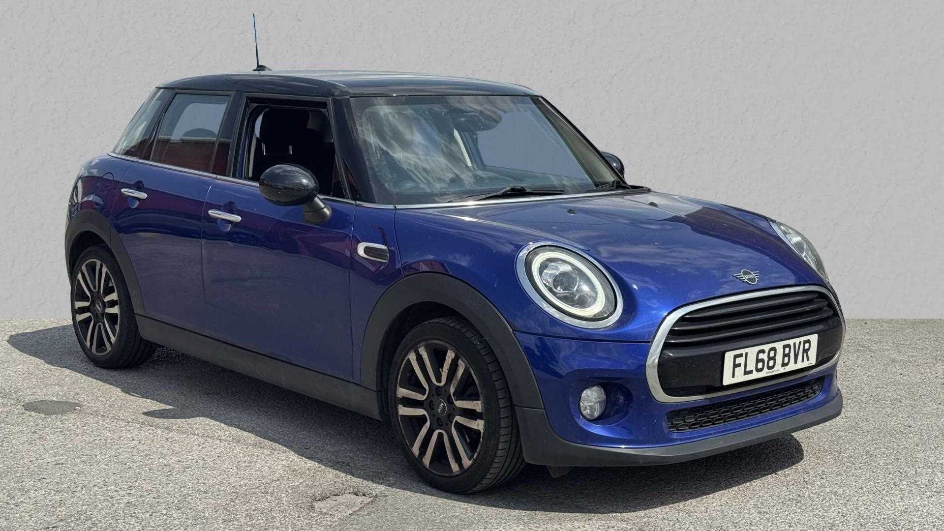 Main listing image - MINI Hatchback 5dr