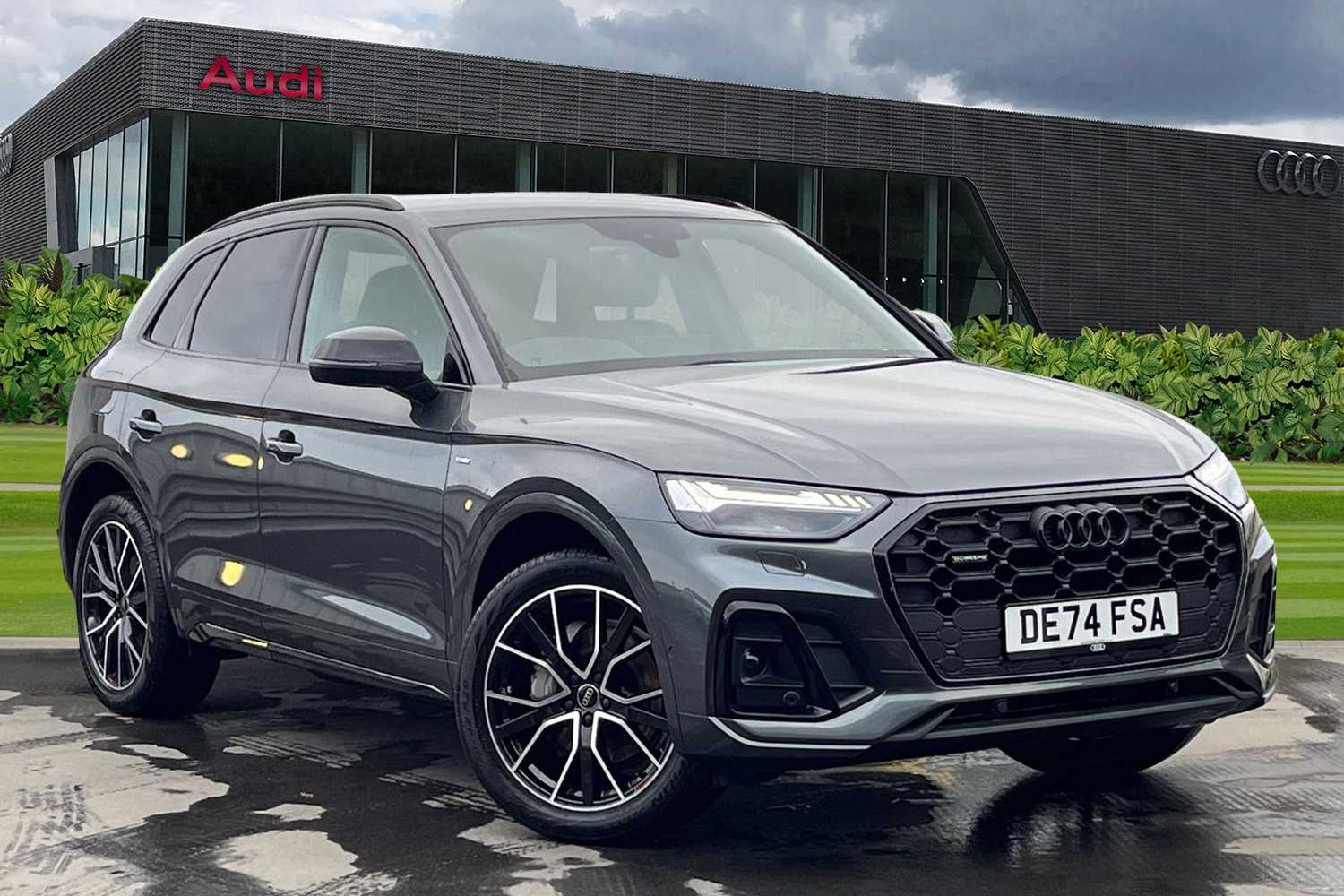 Main listing image - Audi Q5