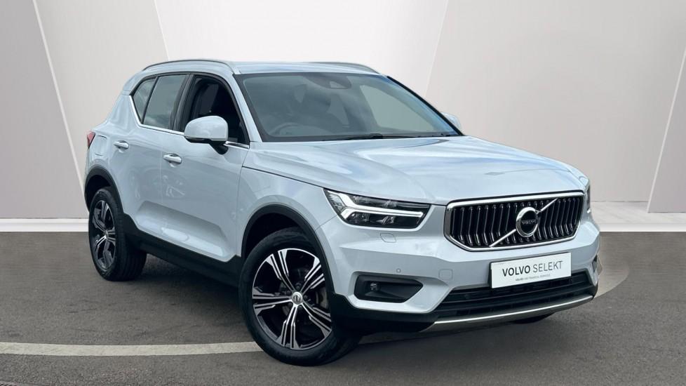 Main listing image - Volvo XC40
