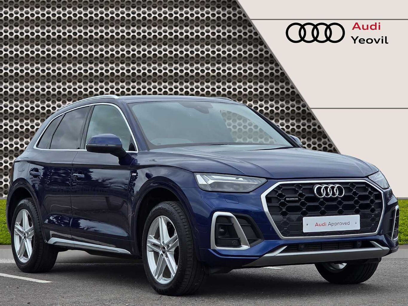 Main listing image - Audi Q5