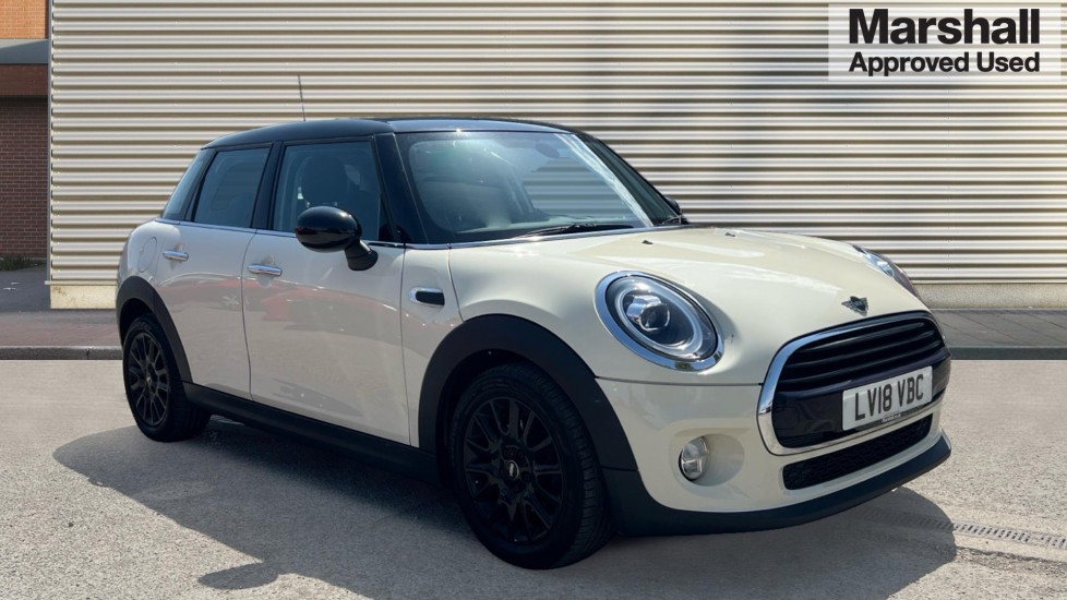 Main listing image - MINI Hatchback 5dr
