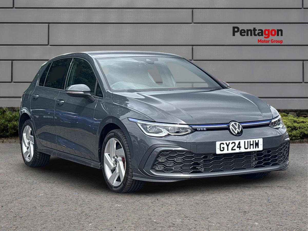 Main listing image - Volkswagen Golf GTE