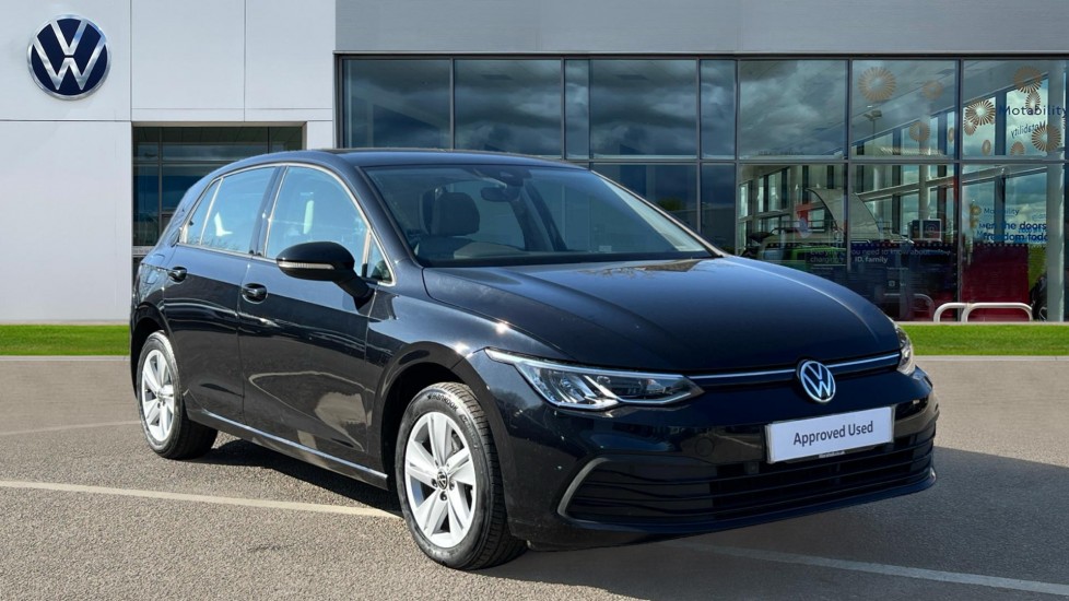 Main listing image - Volkswagen Golf