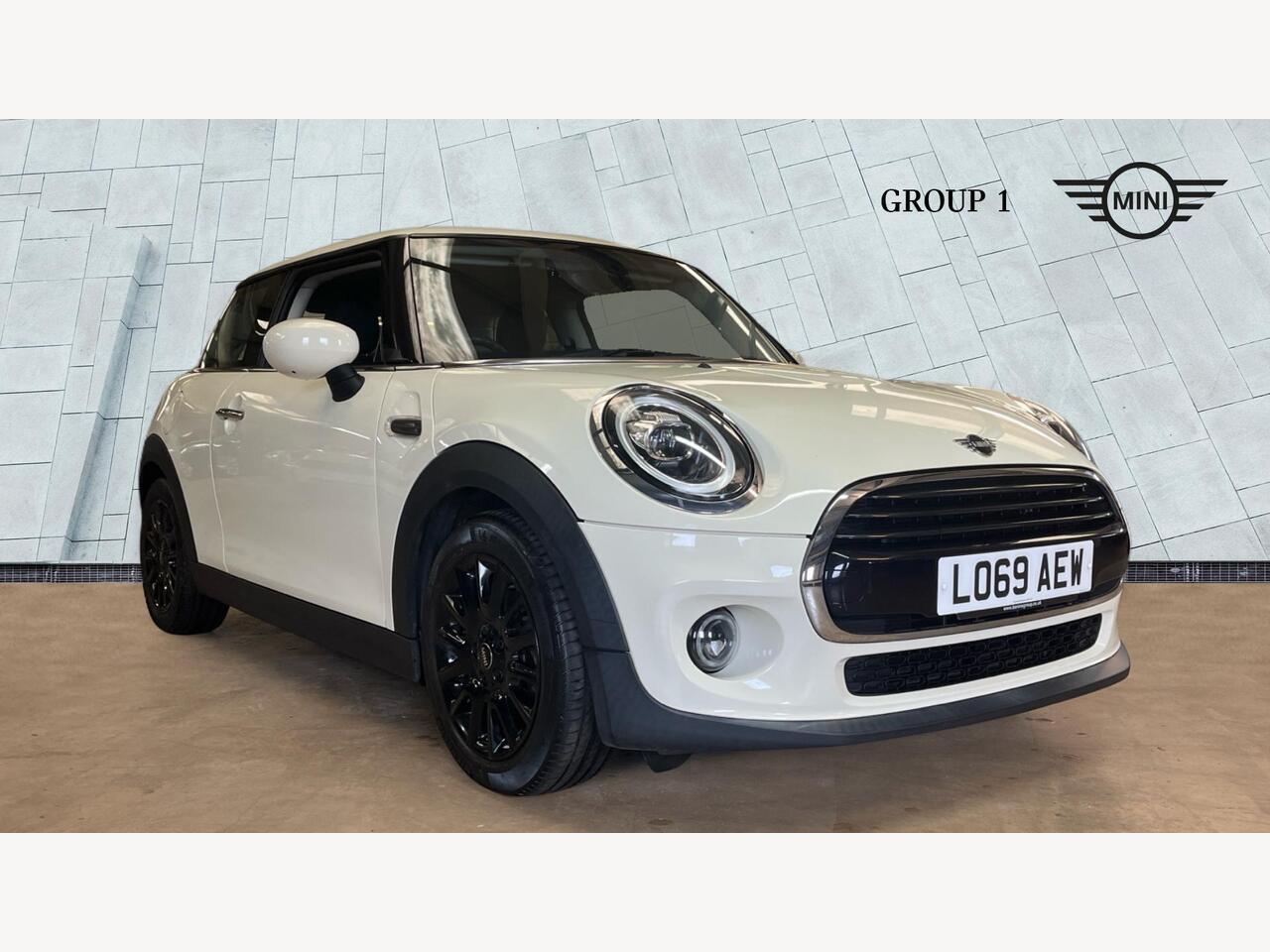 Main listing image - MINI Hatchback