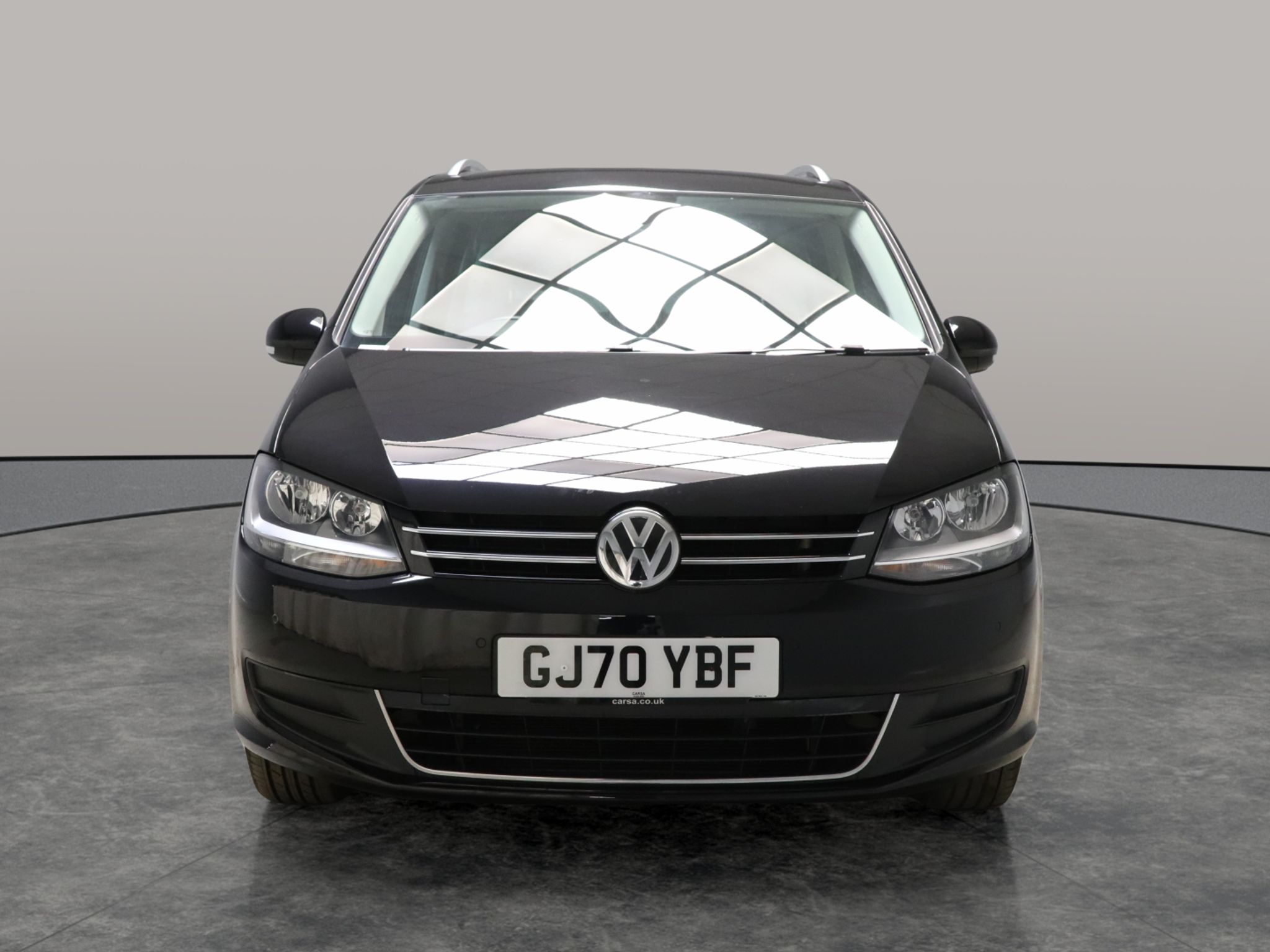 Main listing image - Volkswagen Sharan